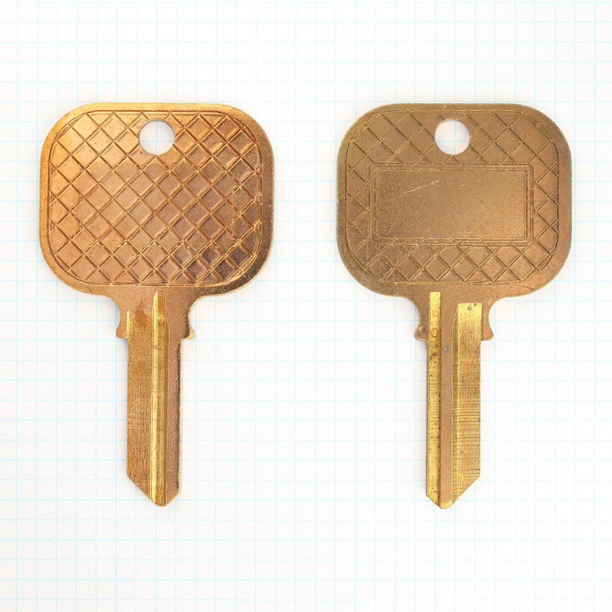 1176 KW1-RH Hotel Head 